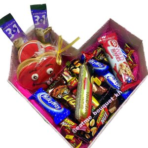 Коробка со сладостями на 14 февраля